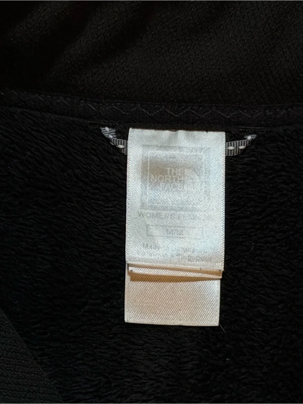 The North Face Women’s Black Fleece Vest Size Medium Full Zip Soft Cozy Layering - Picture 3 of 5